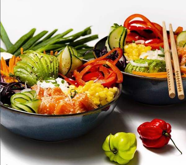 Poke bowl met verse zalm
